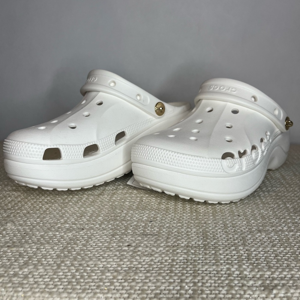 CROCS Women’s White Sandals